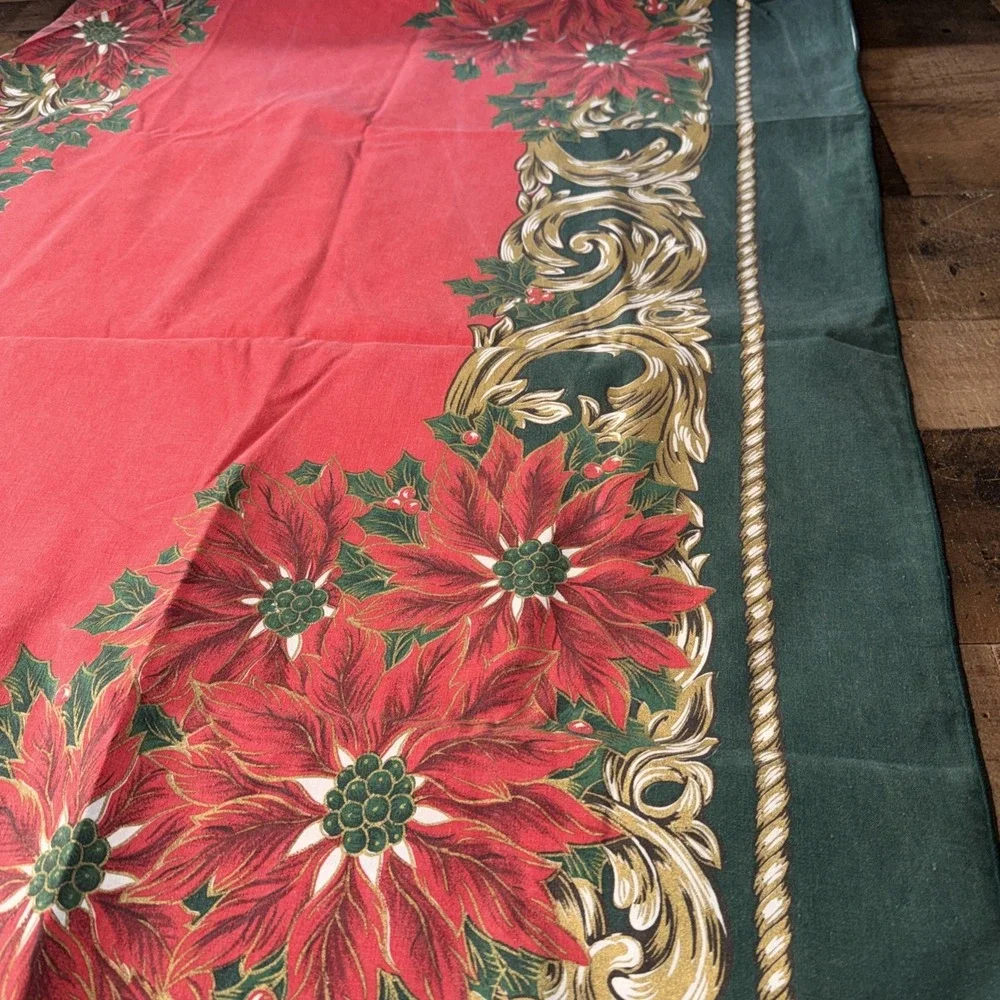 Vintage Christmas Poinsettia Tablecloth Red Green Gold Border 60